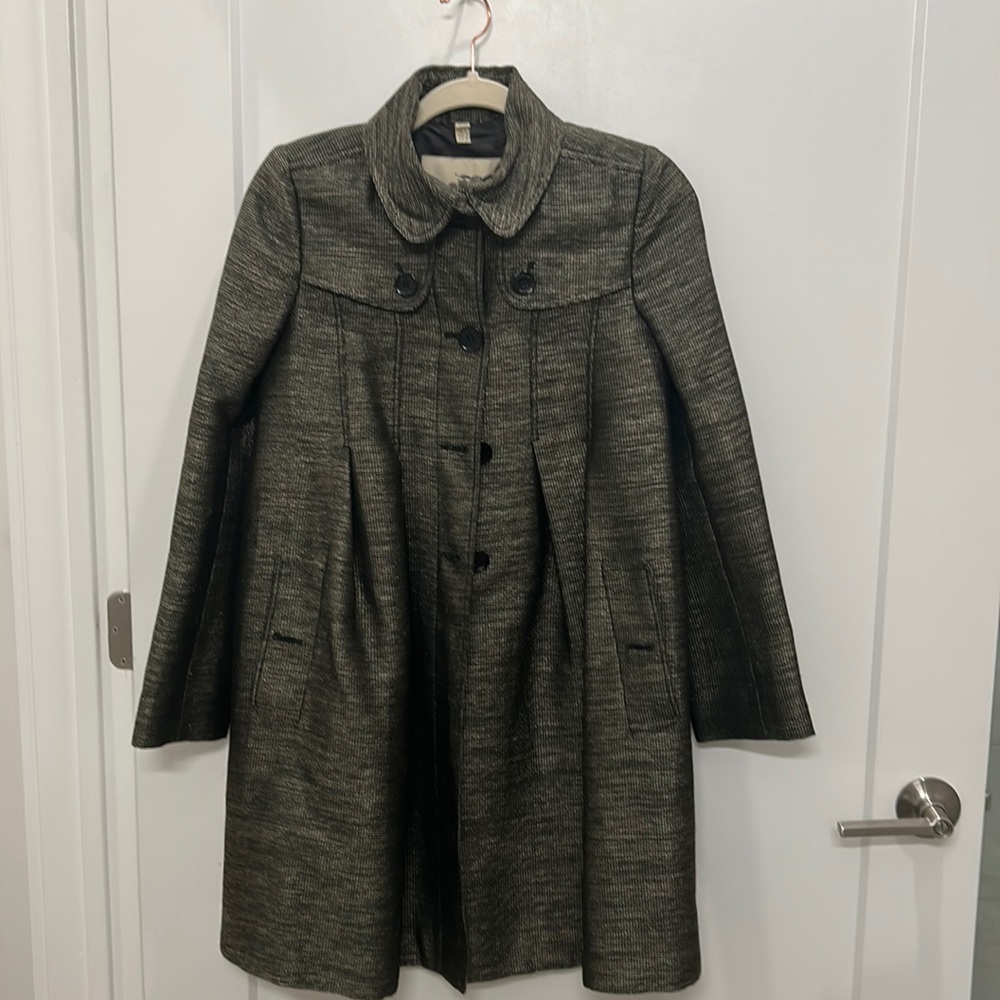 Black and Gold Burberry Trench size 2 US